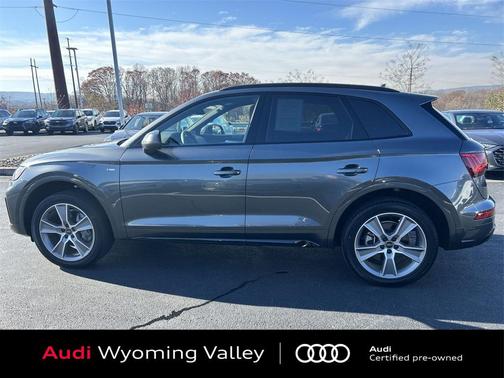 2025 Audi Q5 45 S line Premium