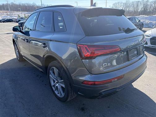 2025 Audi Q5 45 S line Premium