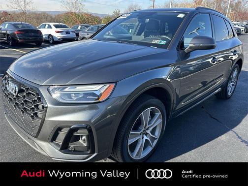 2025 Audi Q5 45 S line Premium