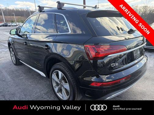 2023 Audi Q5 40 Premium Plus