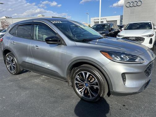 2022 Ford Escape SE