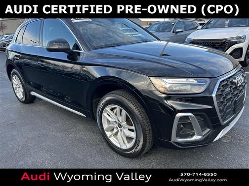 2022 Audi Q5 45 S line Premium