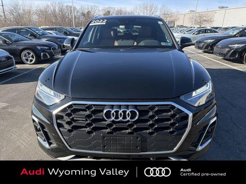 2022 Audi Q5 45 S line Premium