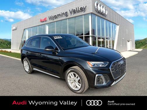 2022 Audi Q5 45 S line Premium