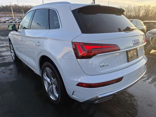 2023 Audi Q5 45 S line Premium Plus