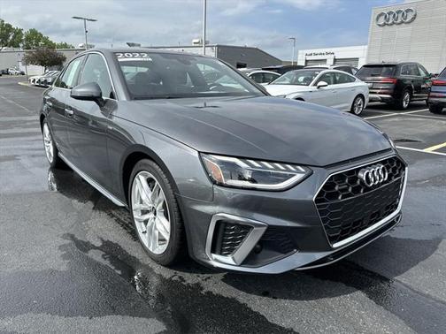 2022 Audi A4 45 S line Premium Plus