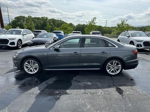 2022 Audi A4 45 S line Premium Plus