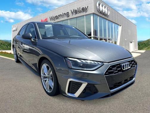 2022 Audi A4 45 S line Premium Plus