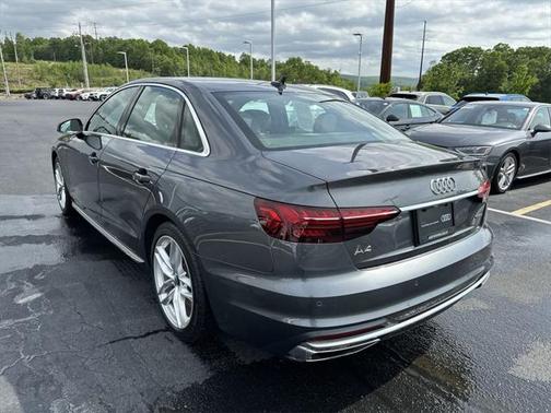 2022 Audi A4 45 S line Premium Plus