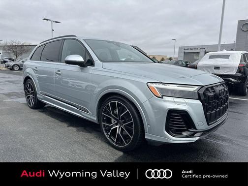 2025 Audi Q7 55 Premium Plus