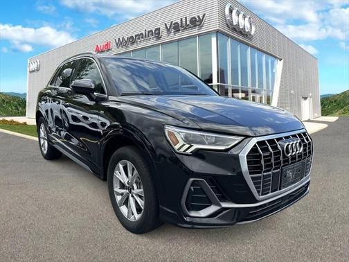 2022 Audi Q3 45 S line Premium Plus