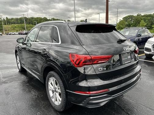 2022 Audi Q3 45 S line Premium Plus
