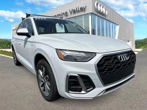 2022 Audi Q5 45 S line Premium Plus