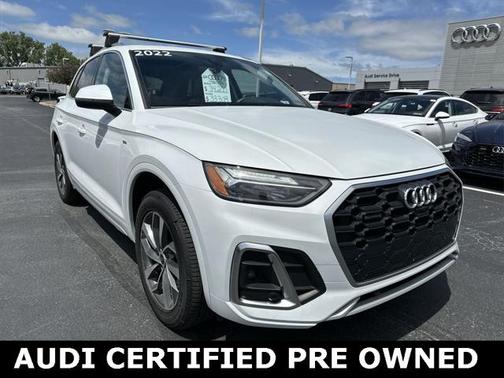 2022 Audi Q5 45 S line Premium Plus