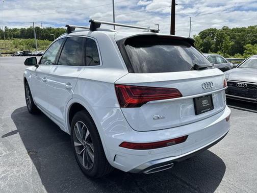 2022 Audi Q5 45 S line Premium Plus