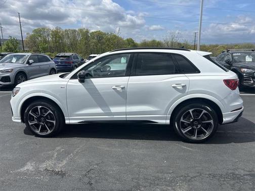 2025 Audi Q3 45 S line Premium Plus
