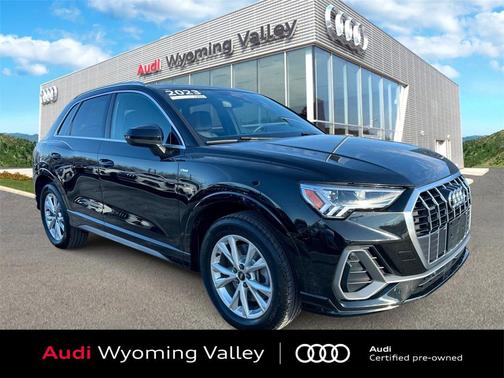 2023 Audi Q3 Premium 45 TFSI S line quattro Tiptronic