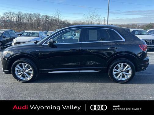2023 Audi Q3 Premium 45 TFSI S line quattro Tiptronic