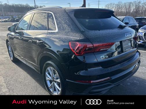 2023 Audi Q3 Premium 45 TFSI S line quattro Tiptronic