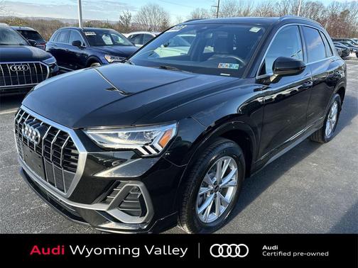 2023 Audi Q3 Premium 45 TFSI S line quattro Tiptronic