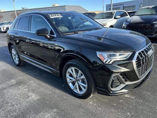 2023 Audi Q3 Premium 45 TFSI S line quattro Tiptronic