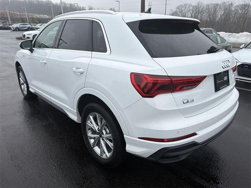 2023 Audi Q3 Premium 45 TFSI S line quattro Tiptronic