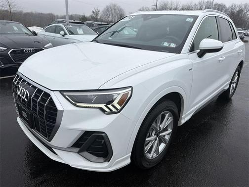 2023 Audi Q3 Premium 45 TFSI S line quattro Tiptronic