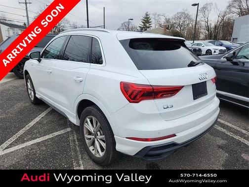 2023 Audi Q3 Premium 45 TFSI S line quattro Tiptronic