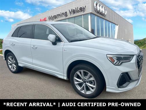 2024 Audi Q3 Premium 45 TFSI S line quattro Tiptronic