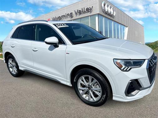 2022 Audi Q3 45 S line Premium Plus