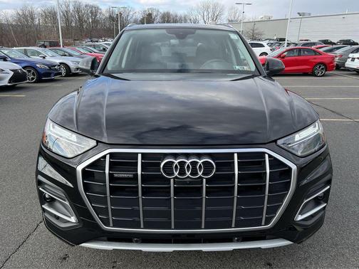 2023 Audi Q5 40 Premium Plus