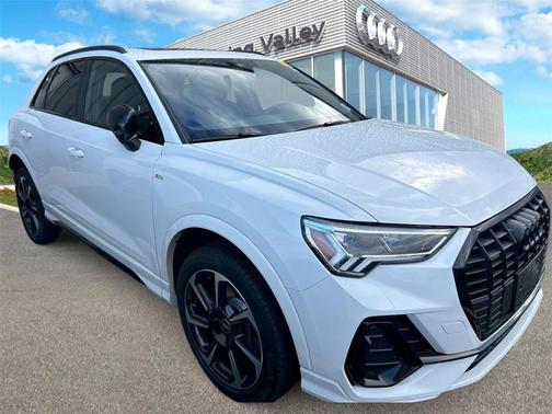 2025 Audi Q3 45 S line Premium Plus