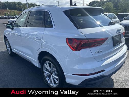 2025 Audi Q3 Premium 45 TFSI S line quattro Tiptronic