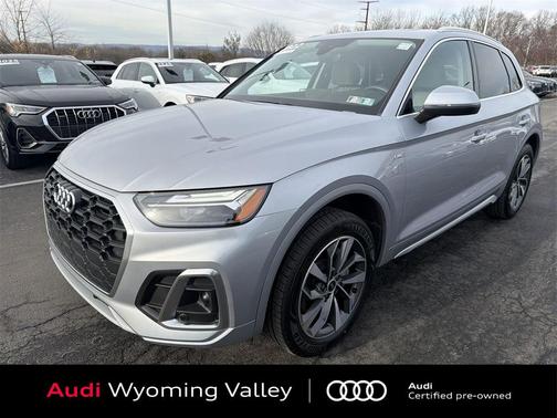 2022 Audi Q5 45 S line Premium Plus