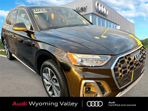 2023 Audi Q5 45 S line Premium Plus