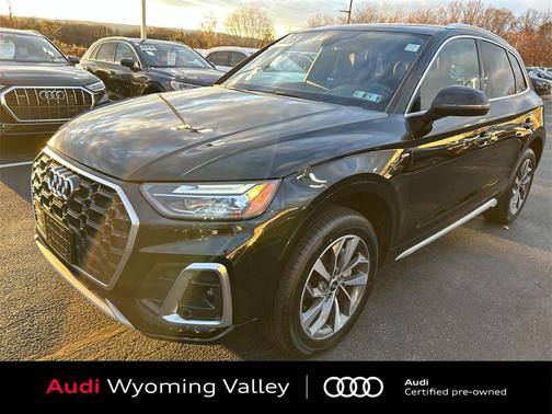 2023 Audi Q5 45 S line Premium Plus