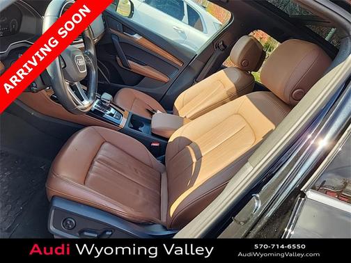 2023 Audi Q5 45 S line Premium Plus
