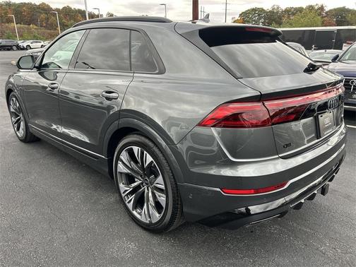 2026 Audi Q8 55 Premium Plus