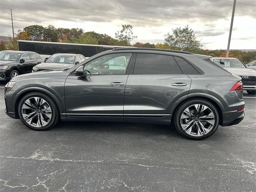 2026 Audi Q8 55 Premium Plus