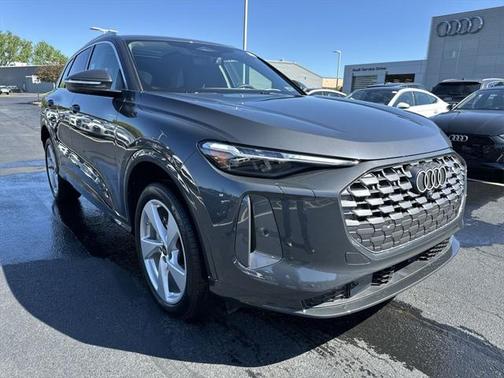 2025 Audi Q5 Premium Plus