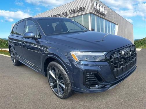 2025 Audi Q7 55 Premium Plus