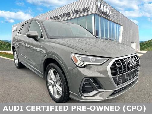 2024 Audi Q3 Premium 45 TFSI S line quattro Tiptronic