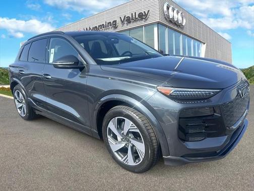 2025 Audi Q6 e-tron Prestige quattro