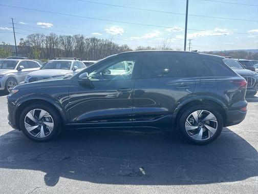 2025 Audi Q6 e-tron Prestige quattro