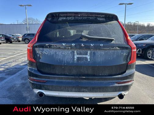 2019 Volvo XC90 T5 Momentum