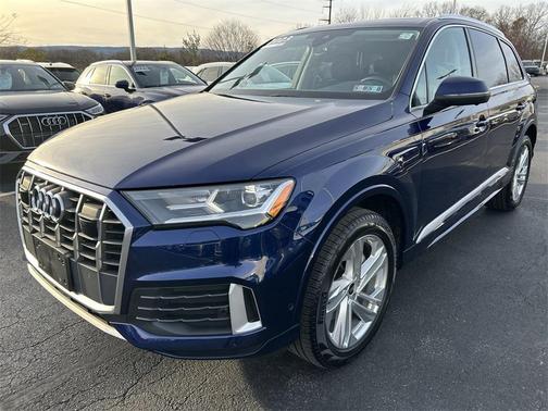 2023 Audi Q7 45 Premium Plus