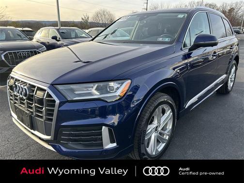 2023 Audi Q7 45 Premium Plus