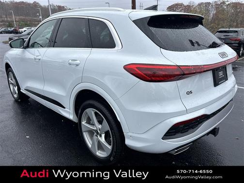 2025 Audi Q5 Premium Plus TFSI quattro S tronic