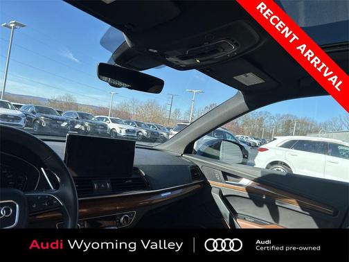 2023 Audi Q5 45 S line Premium
