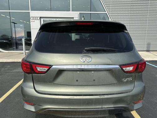 2017 INFINITI QX60 Base